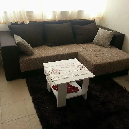 Kartini Apartment Nin