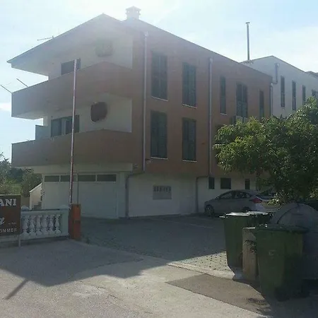 Kartini Apartment